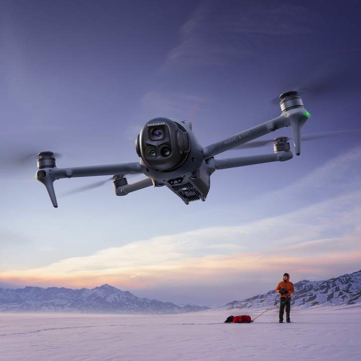 DJI Mavic 4 Pro Quadrokopter